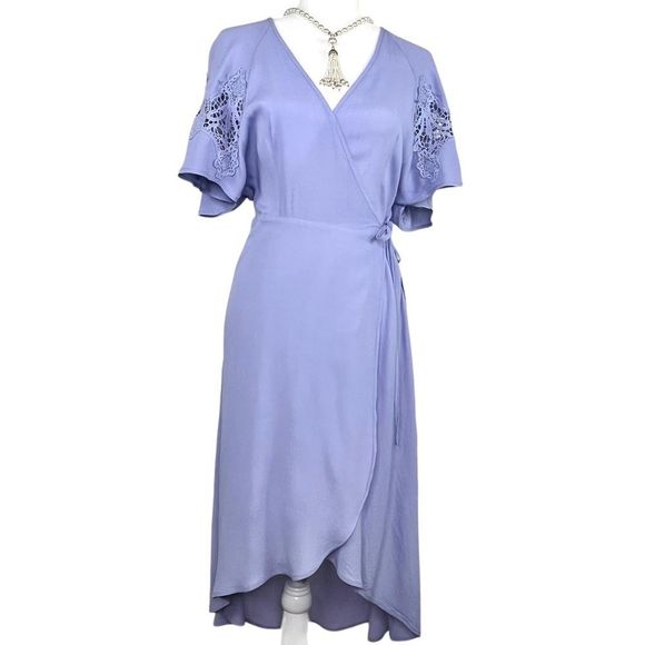 ASTR the Label Lilac wrap dress with short flutter crochet sleeves, M, EUC - Picture 1 of 15